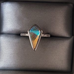 Fragrant Jewels Unicorn Tears Ring